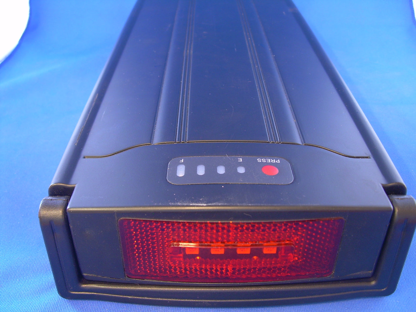 GX-L024080 / Biltema 27-130501 "tarakka" LiFePo akun 24V kennotus