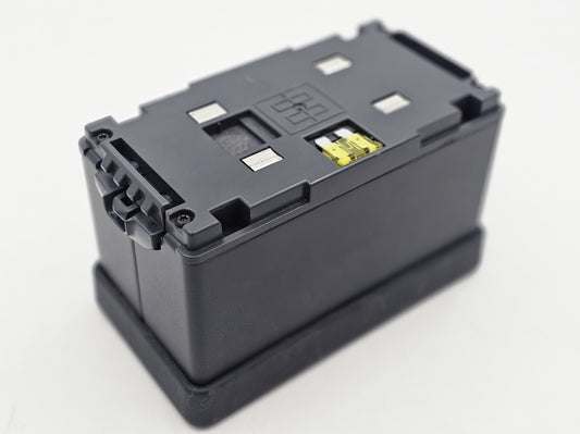 Quadra salaman akun vaihto 12V 3,4Ah AGM